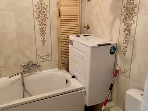 квартира за адресою Київ, Урлівська вул., 40