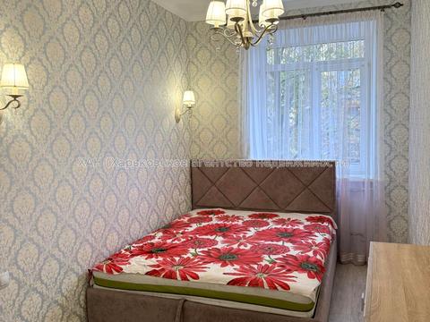 квартира за адресою Куликівський узвіз (Революції), 8/10