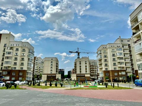 комерційна за адресою Стрийська вул., 115