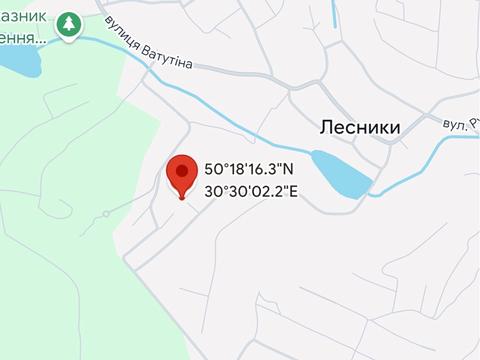 ділянка за адресою с. Лісники, Зарічна вул.