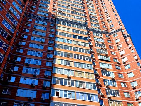 квартира по адресу Ревуцкого ул., 9
