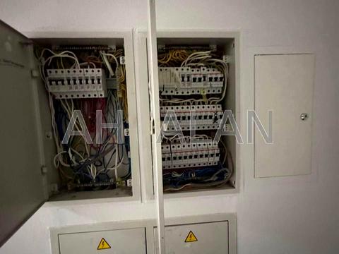 комерційна за адресою Київ, Миколи Василенка вул., 7