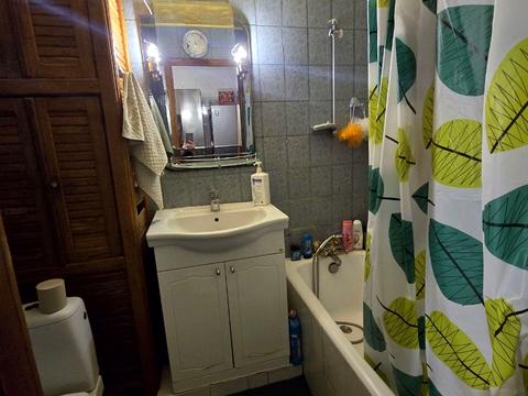 квартира за адресою Мохнацька вул., 77