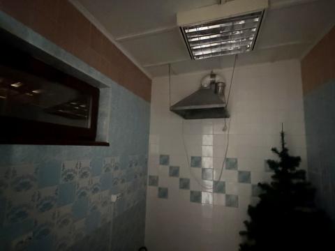 комерційна за адресою Покровська, 10