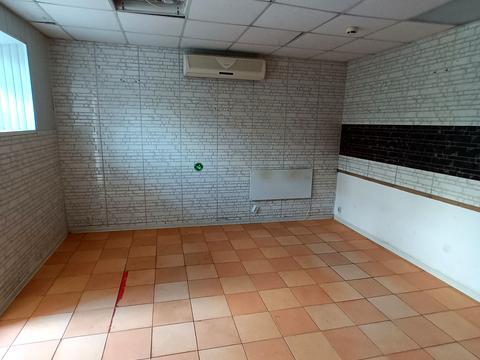комерційна за адресою Державності вул., 23