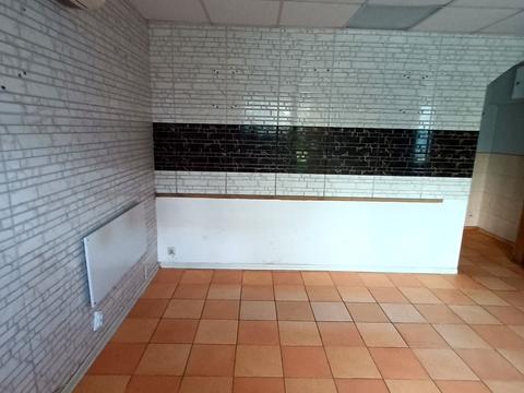 комерційна за адресою Державності вул., 23