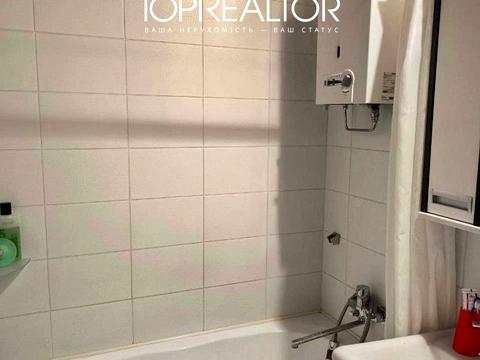квартира за адресою Чернишевська вул., 8