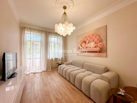 квартира за адресою Джона Маккейна вул. (Івана Кудрі), 37