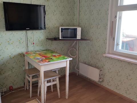 квартира по адресу Ревуцкого ул., 19/1