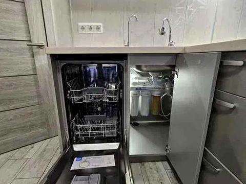 квартира за адресою Миру вул., 2