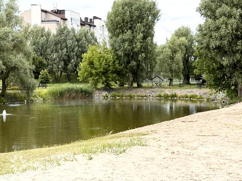 квартира за адресою Приозерний бульв., 4