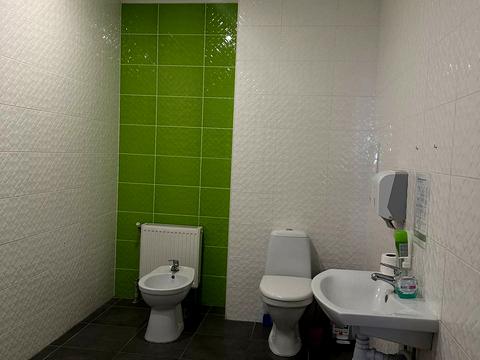 комерційна за адресою Тернопільська вул., 15б