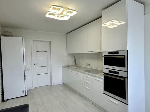 квартира по адресу Миколы Бажана просп., 30