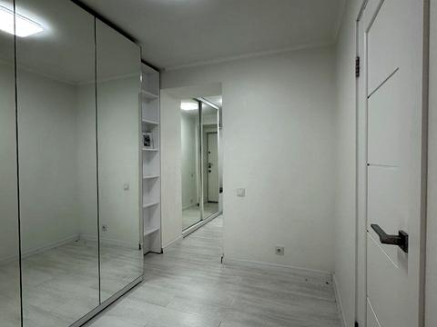 квартира по адресу Миколы Бажана просп., 30