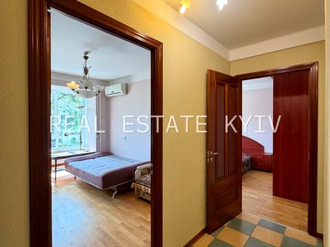 квартира за адресою Київ, Чоколівський бульв., 18