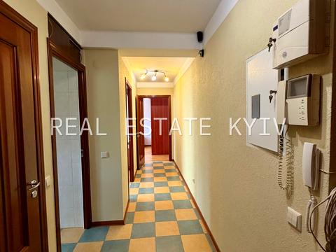 квартира за адресою Київ, Чоколівський бульв., 18