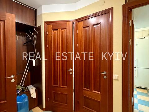 квартира за адресою Київ, Чоколівський бульв., 18