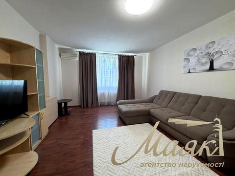 квартира за адресою Раїси Окіпної вул., 4