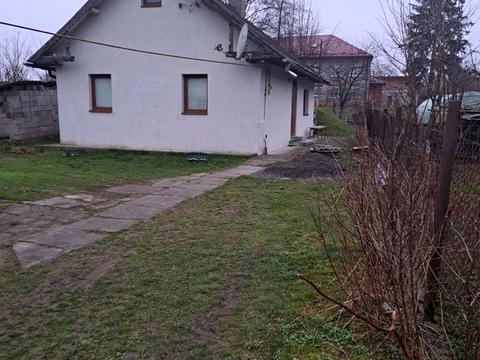 дом по адресу с. Яворов, Львівська, 65