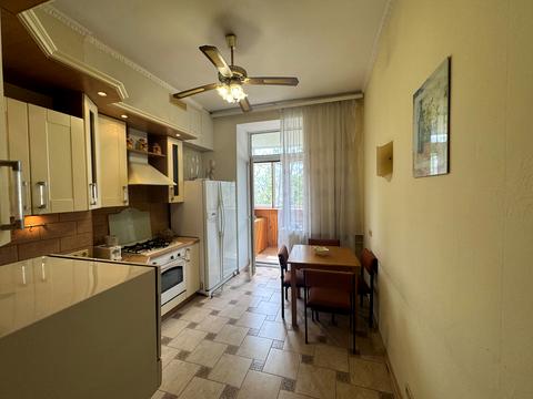 квартира за адресою Малопідвальна вул., 21