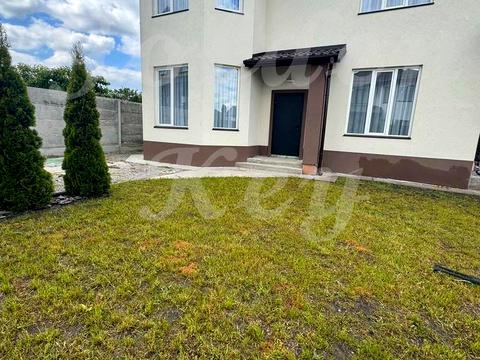 будинок за адресою Басейна