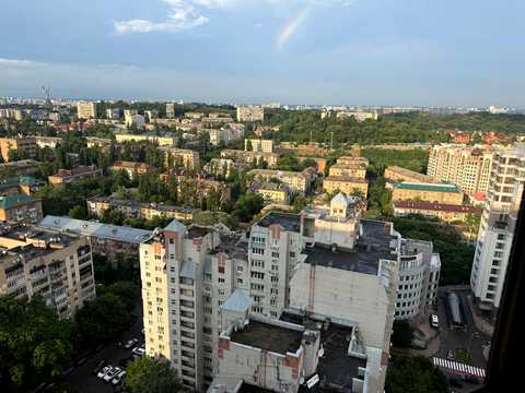 комерційна за адресою Київ, Андрія Верхогляда вул. (Михайла Драгомирова), 2-А