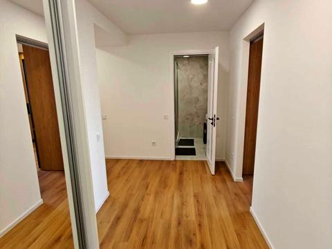 квартира за адресою Тролейбусна вул., 4-Д