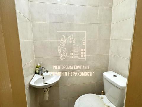 комерційна за адресою Архітектора Ніколаєва вул., 7