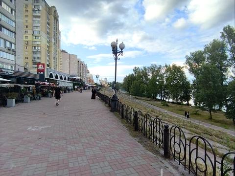 комната по адресу Владимира Ивасюка просп. (Героїв Сталінграду), 14-Б