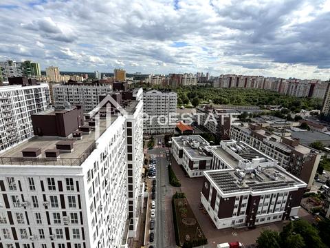 квартира за адресою Михайла Максимовича вул. (Онуфрія Трутенка), 28-Е