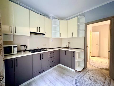 квартира за адресою Зенітного Полку вул., 12-А