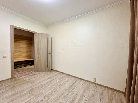 квартира за адресою Зенітного Полку вул., 12-А