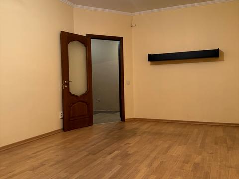 квартира за адресою Єлизавети Чавдар вул., 3