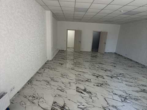 комерційна за адресою Краснова вул., 1-А