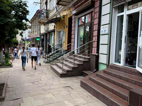комерційна за адресою Чортків, Шевченка вул., 8