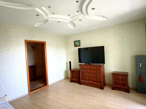 квартира за адресою Євгена Чикаленка вул., 59в/1