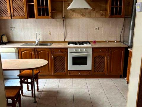 квартира за адресою Базарна вул., 19