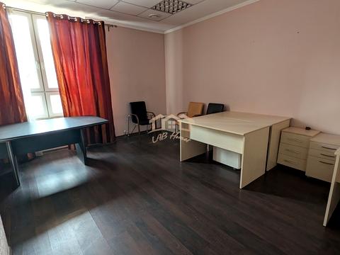 коммерческая по адресу Петра Калнишевського ул. (Михайла Майорова), 7