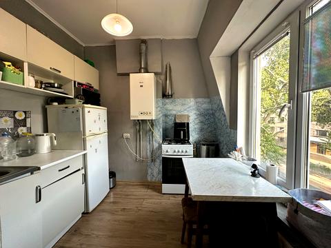 квартира за адресою Церковна вул., 8