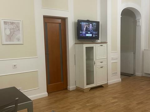 квартира за адресою Хрещатик вул. (Kreschatic), 25