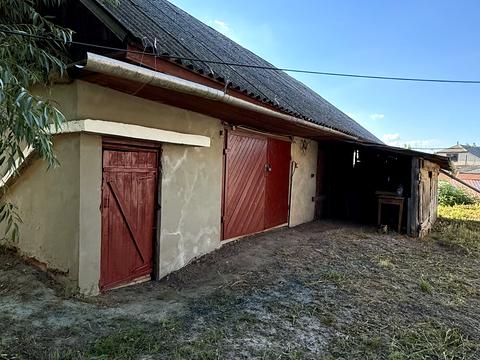дом по адресу Шкільна ул.