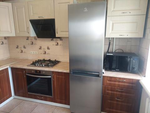квартира за адресою Раїси Окіпної вул., 3-Б