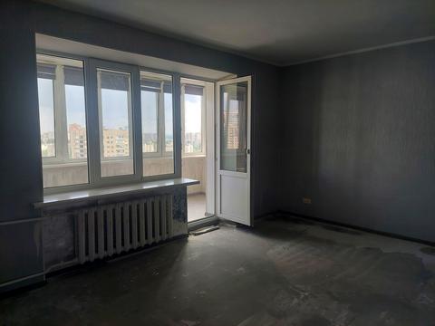 квартира за адресою Раїси Окіпної вул., 3-Б