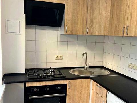 квартира по адресу Кловский спуск, 12