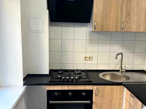 квартира по адресу Кловский спуск, 12