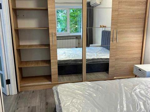 квартира по адресу Кловский спуск, 12