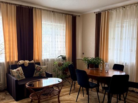 будинок за адресою Київський шлях просп. (Декабристів)
