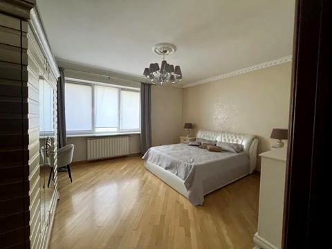 квартира по адресу Владимира Ивасюка просп. (Героїв Сталінграду), 8