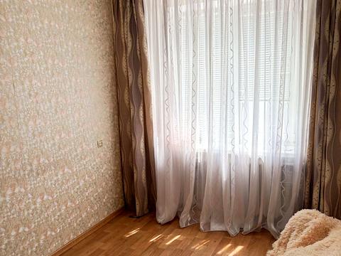 квартира за адресою Космонавтів вул., 77