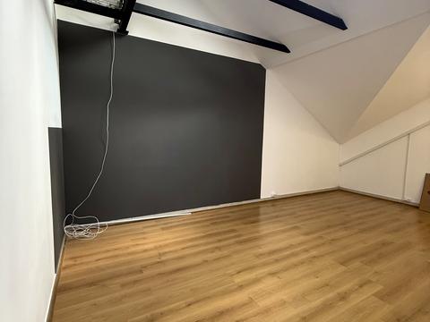 коммерческая по адресу Свободи, 2